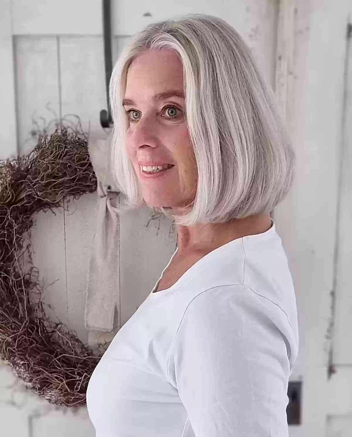 Best Above-the-Shoulder Haircuts: Styles & Tips for Your Length