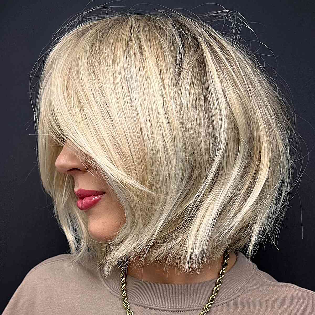 Best Above-the-Shoulder Haircuts: Styles & Tips for Your Length