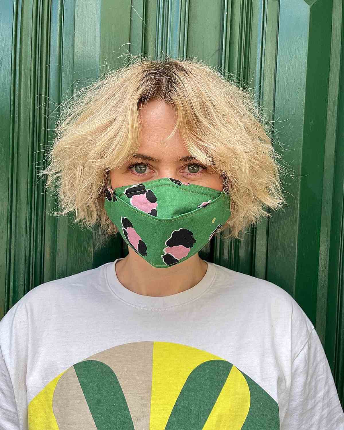 Short Fluffy Haircuts: 32 Styles & Expert Tips for Volume & Texture