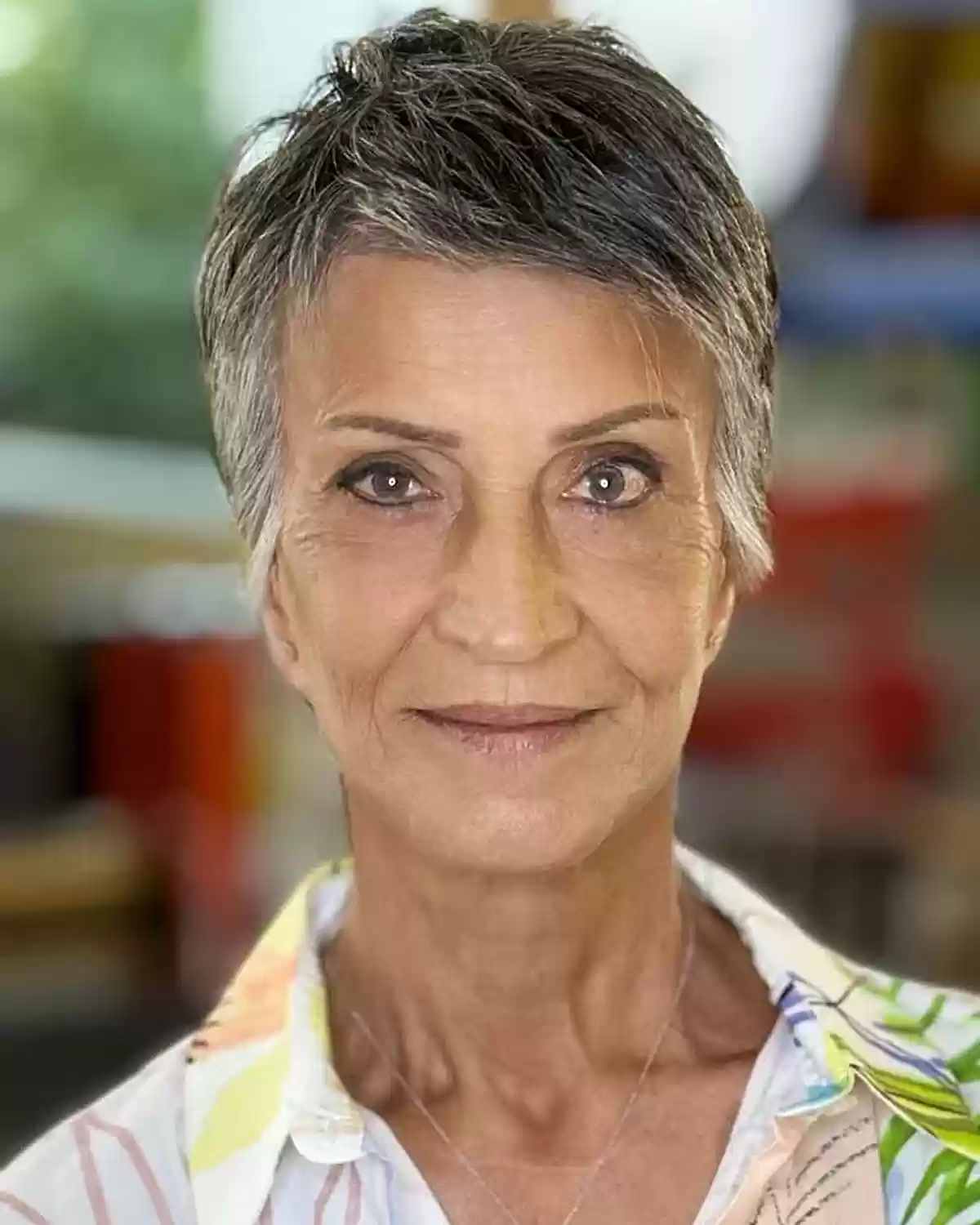 Volumizing Short Hairstyles for Fine Hair Over 70 | Expert Advice