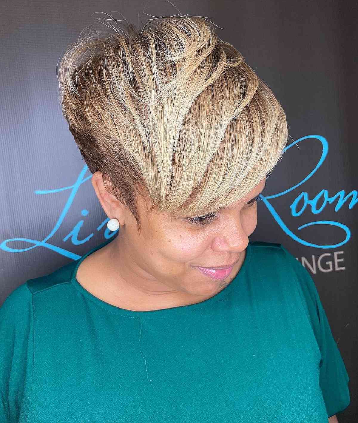 Feathered Haircuts: Achieve Voluminous, Layered Styles | [Your Brand/Site Name]
