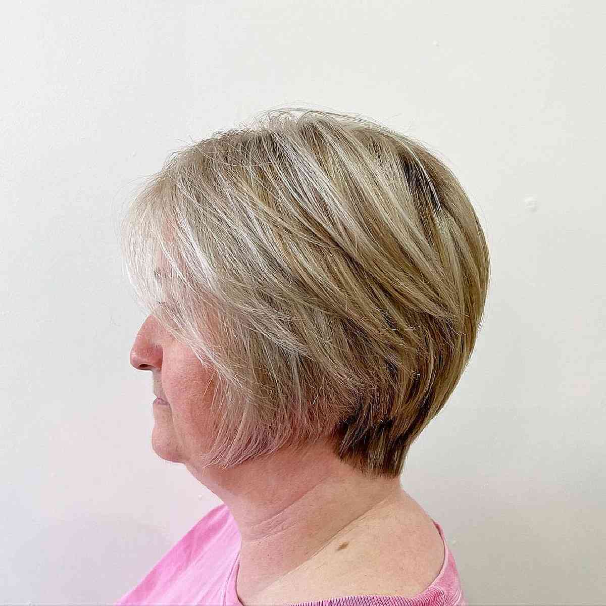 Feathered Haircuts: Achieve Voluminous, Layered Styles | [Your Brand/Site Name]