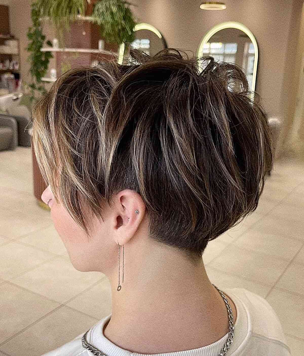 Undercut Pixie Bob Haircuts: Styles & Styling Tips