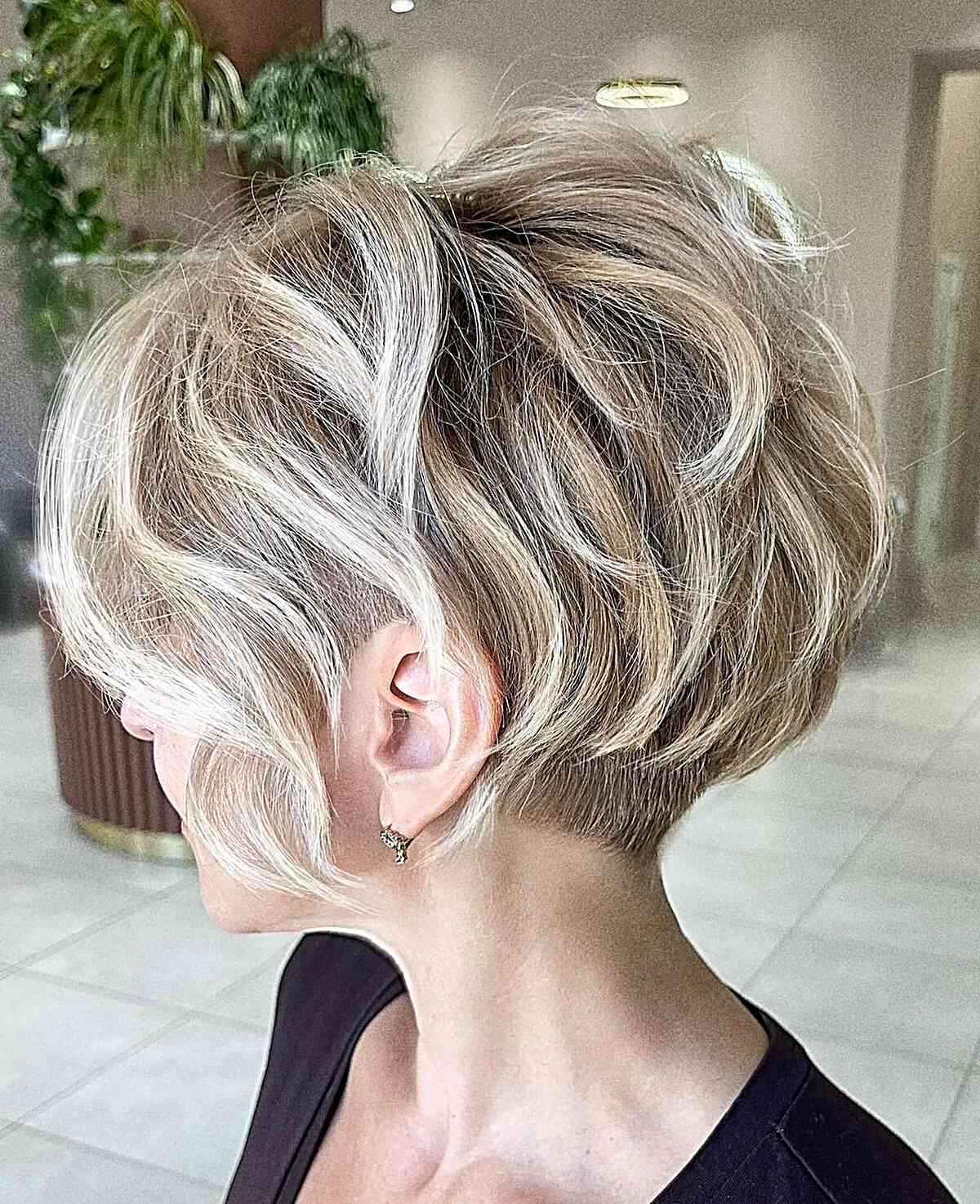 Undercut Pixie Bob Haircuts: Styles & Styling Tips