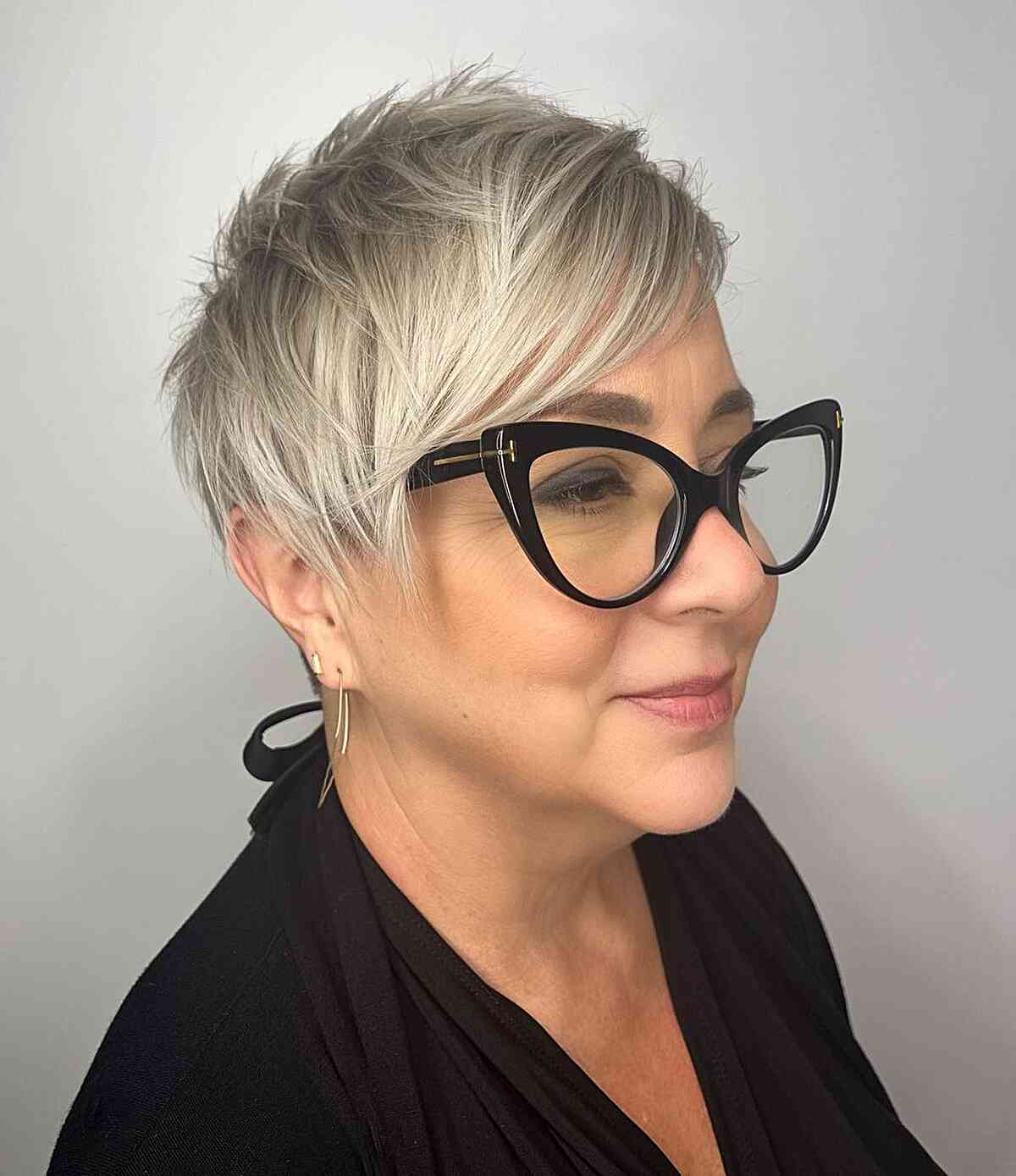Best Pixie Cuts for Women Over 40: Stylish & Low-Maintenance Ideas