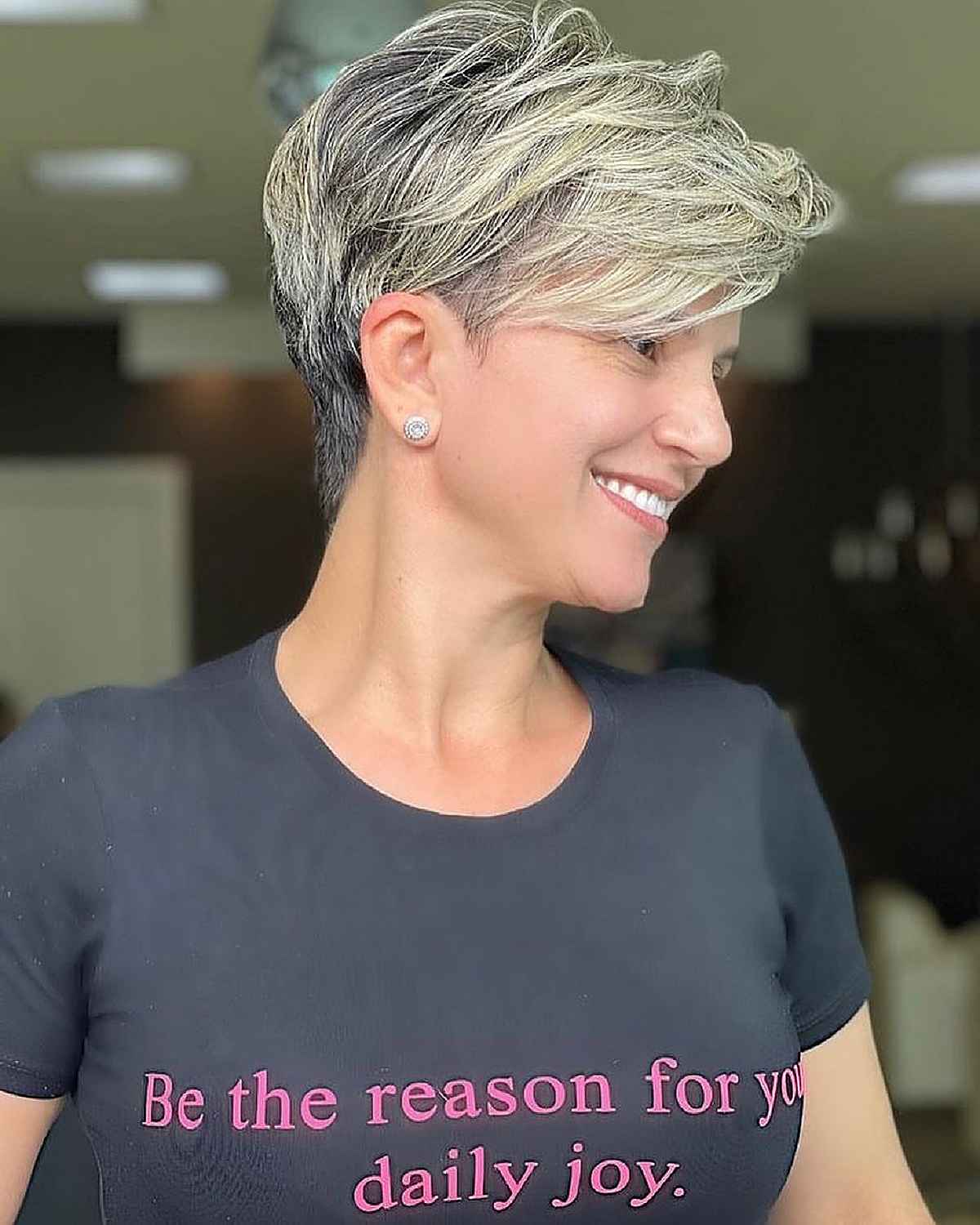 Best Pixie Cuts for Women Over 40: Stylish & Low-Maintenance Ideas