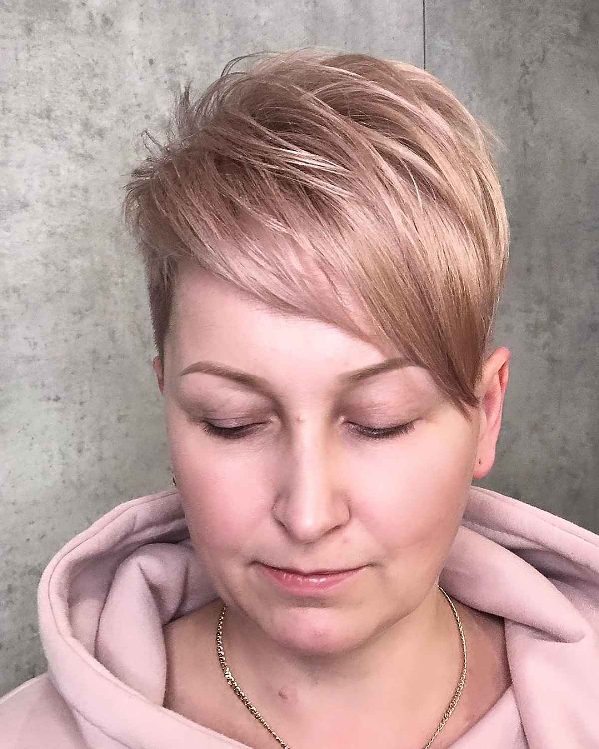 Best Pixie Cuts for Women Over 40: Stylish & Low-Maintenance Ideas