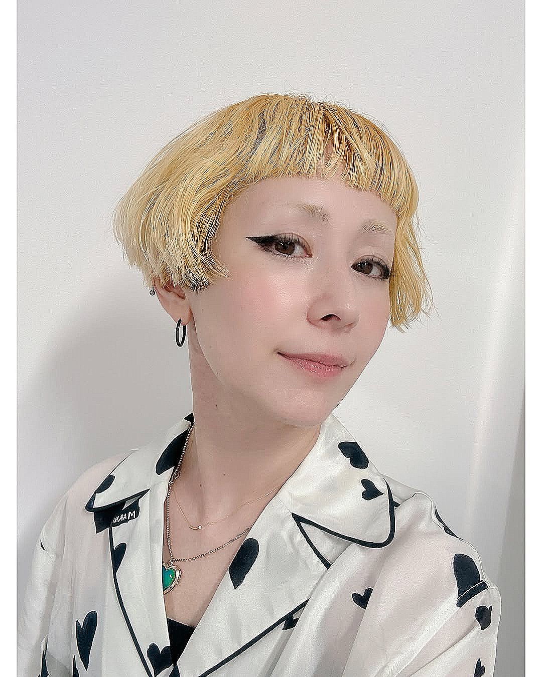 Ear-Length Haircuts: Styles, Tips & Face Shape Guide | [Your Brand Name]