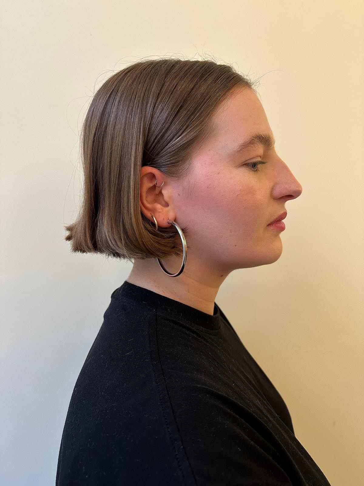 Ear-Length Haircuts: Styles, Tips & Face Shape Guide | [Your Brand Name]