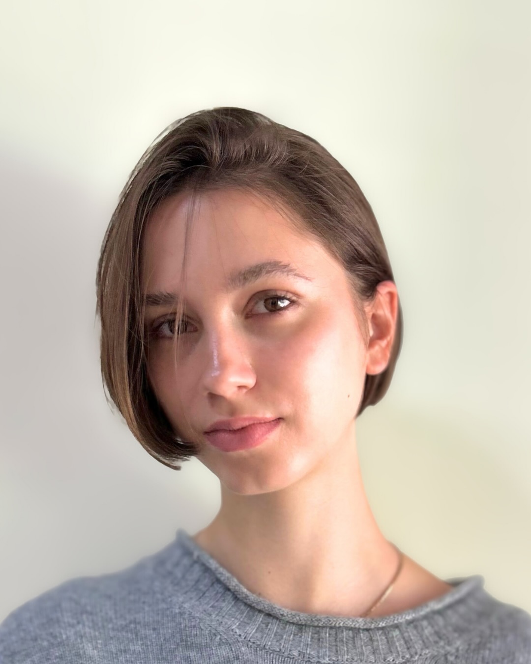 Ear-Length Haircuts: Styles, Tips & Face Shape Guide | [Your Brand Name]