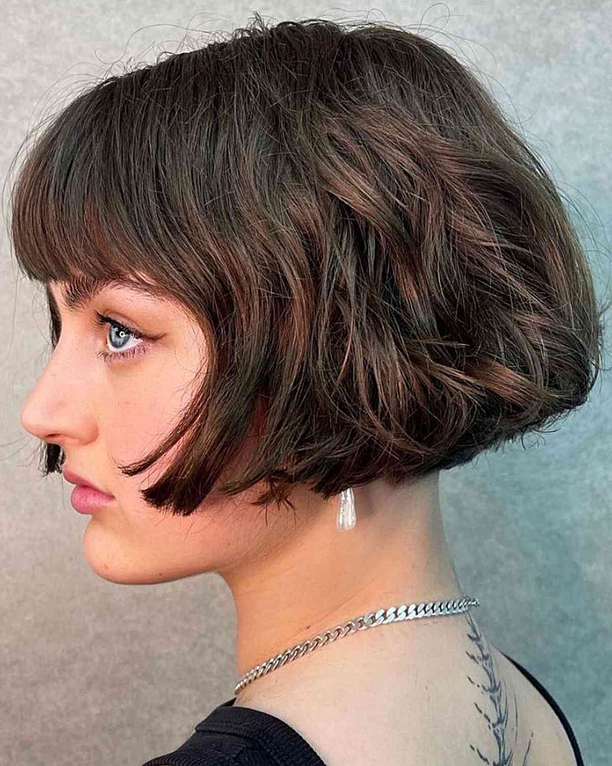 Ear-Length Haircuts: Styles, Tips & Face Shape Guide | [Your Brand Name]