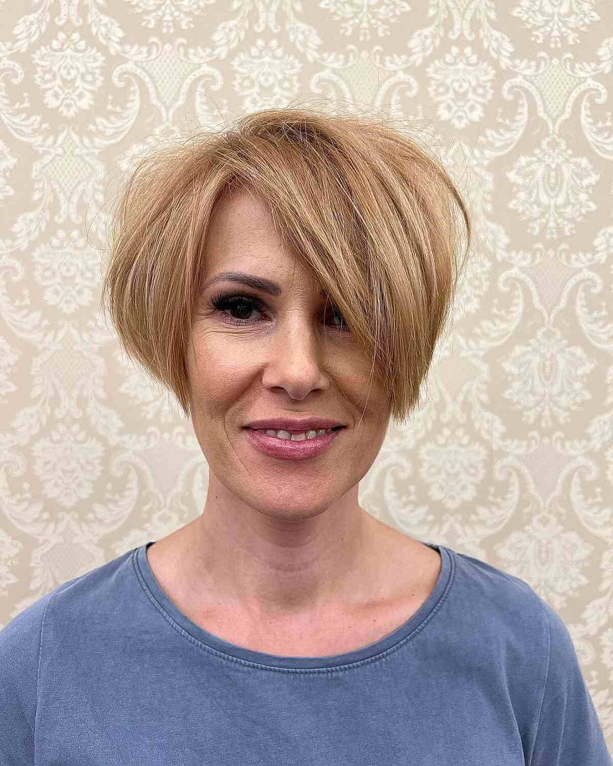 Ear-Length Haircuts: Styles, Tips & Face Shape Guide | [Your Brand Name]
