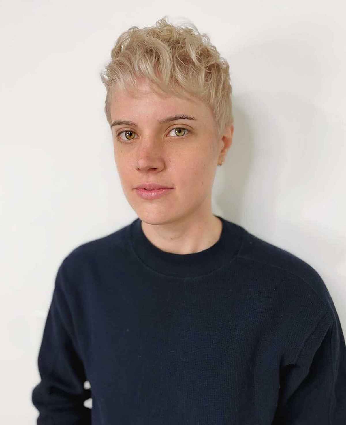 Best Pixie Cuts for Oval Faces: Styles & Tips