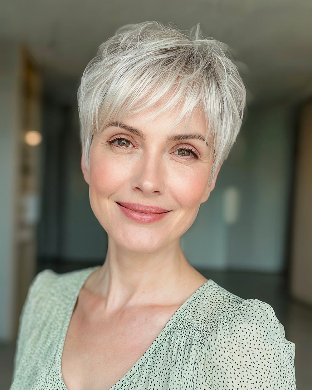 Best Straight Hair Pixie Cuts of 2026: Styles That Last