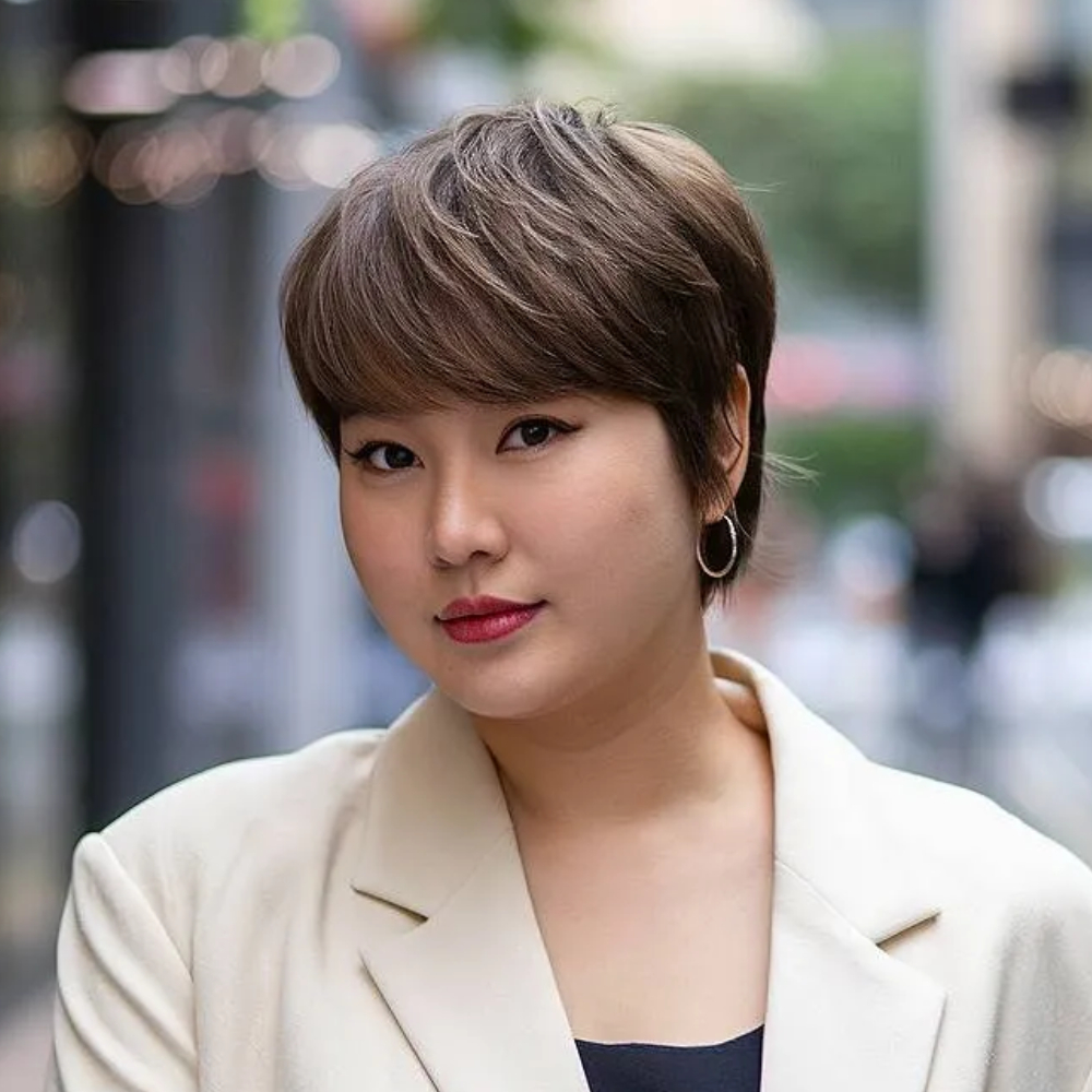 Pixie Cuts for Round Faces: 17 Styles to Enhance Your Features in 2026