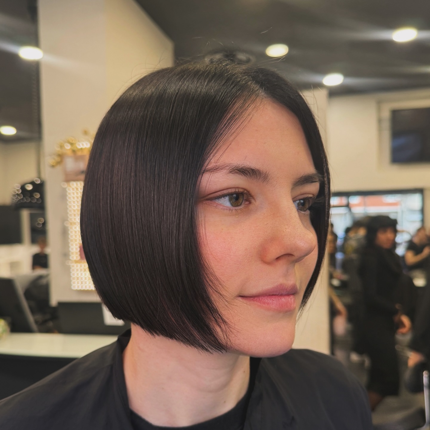 Best Short Haircuts for 2026: Styles & Trends