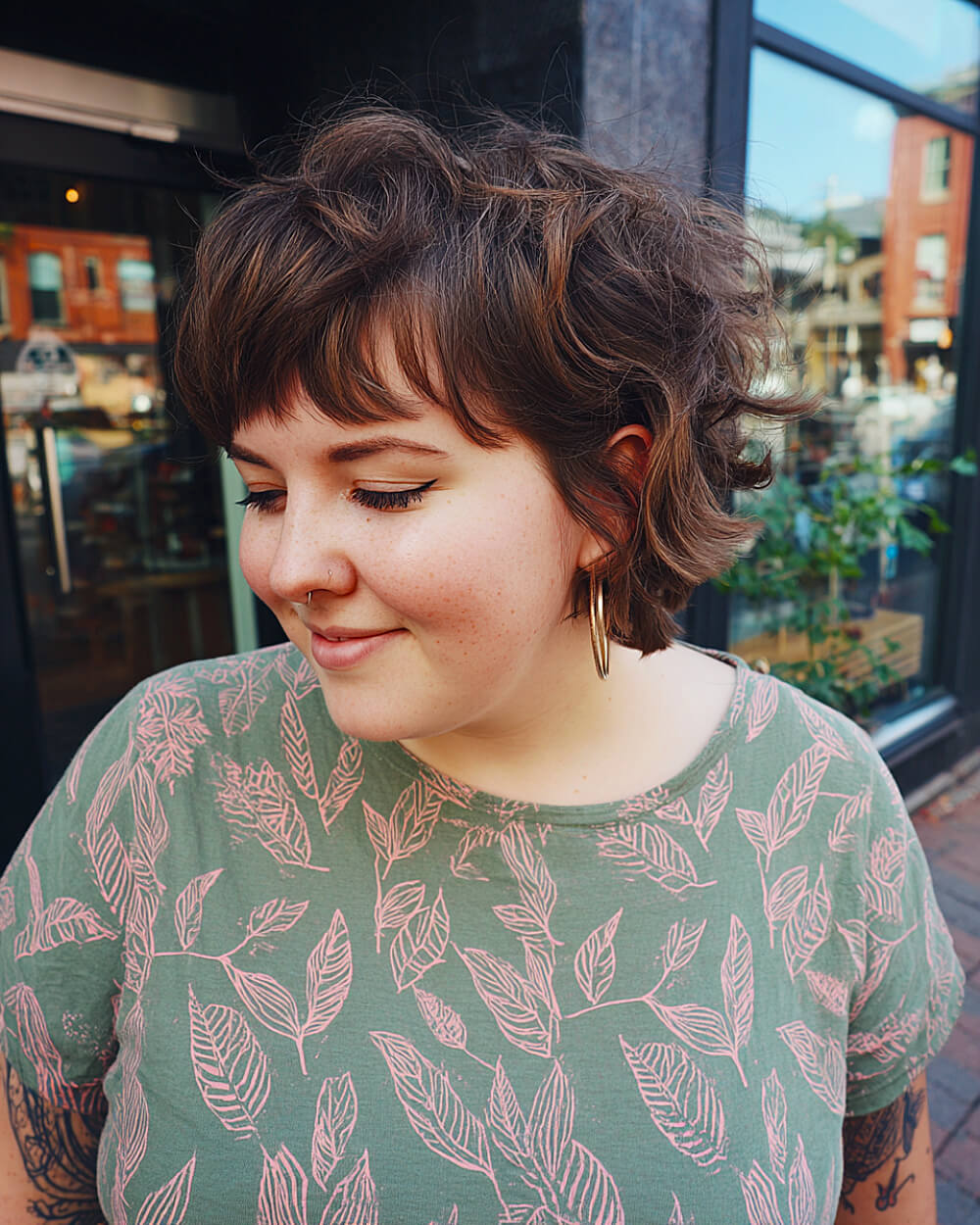 Effortlessly Chic Messy Short Hairstyles: 2026 Trends & Styling Tips