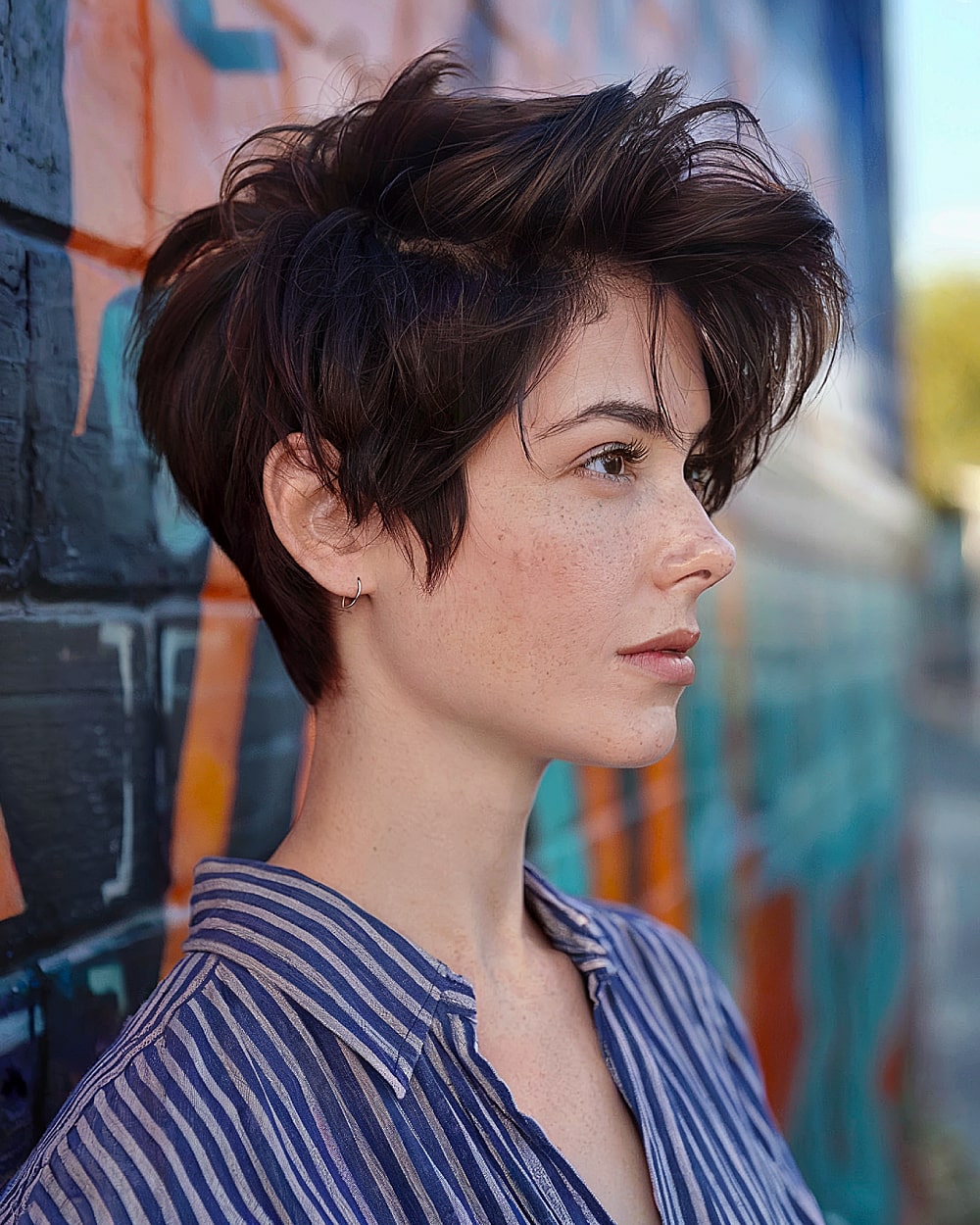 Effortlessly Chic Messy Short Hairstyles: 2026 Trends & Styling Tips