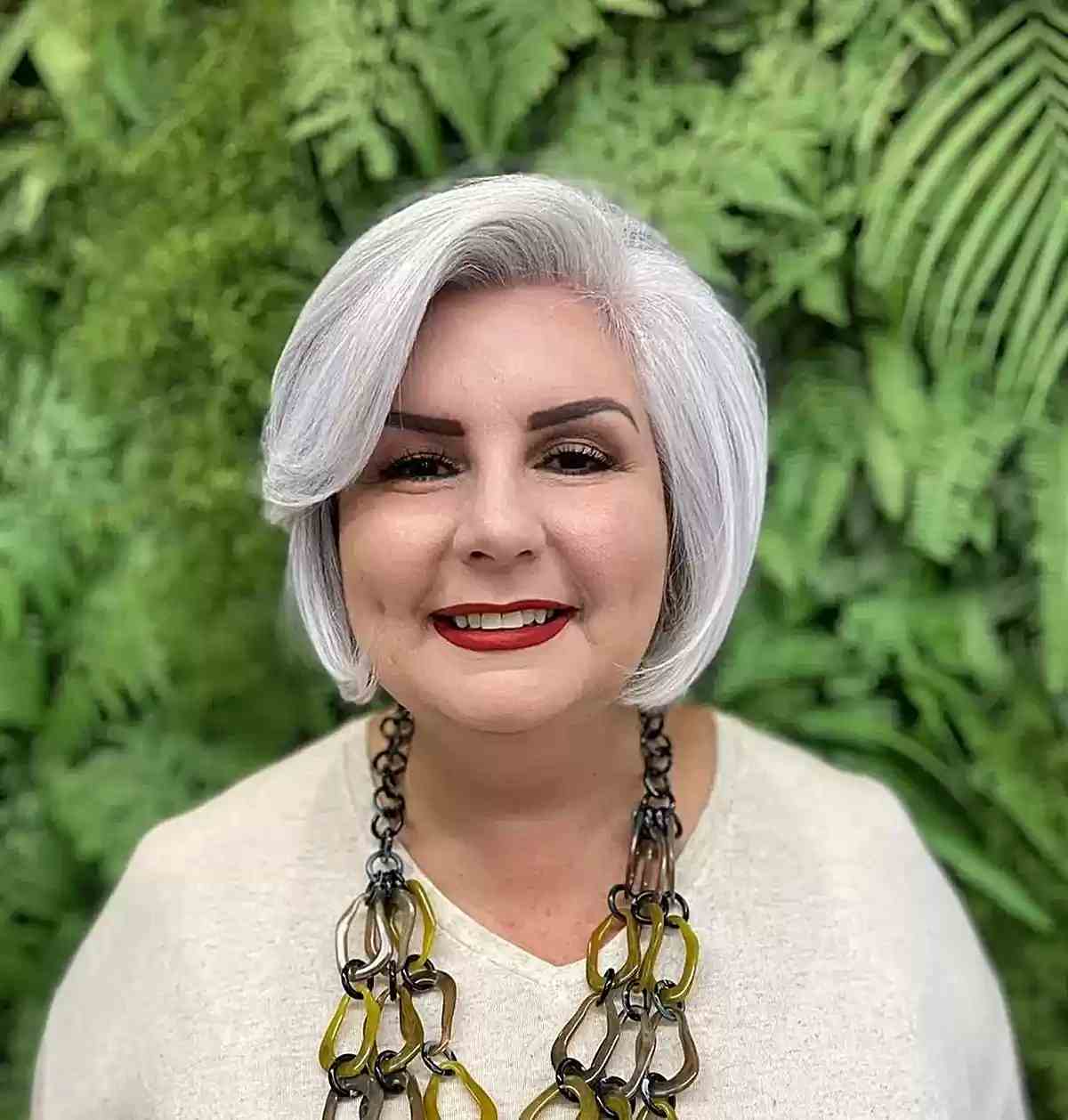 Best Short Haircuts for Round Faces Over 60: Expert Styles & Tips