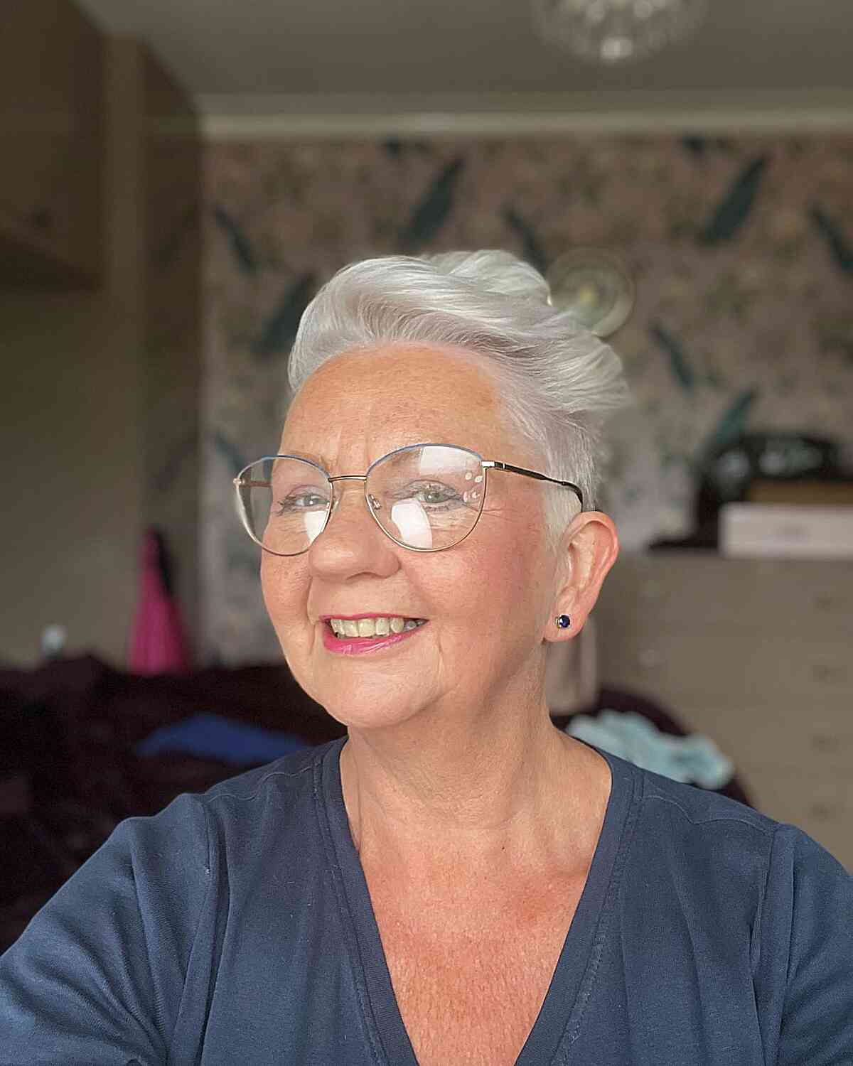 Best Short Haircuts for Round Faces Over 60: Expert Styles & Tips