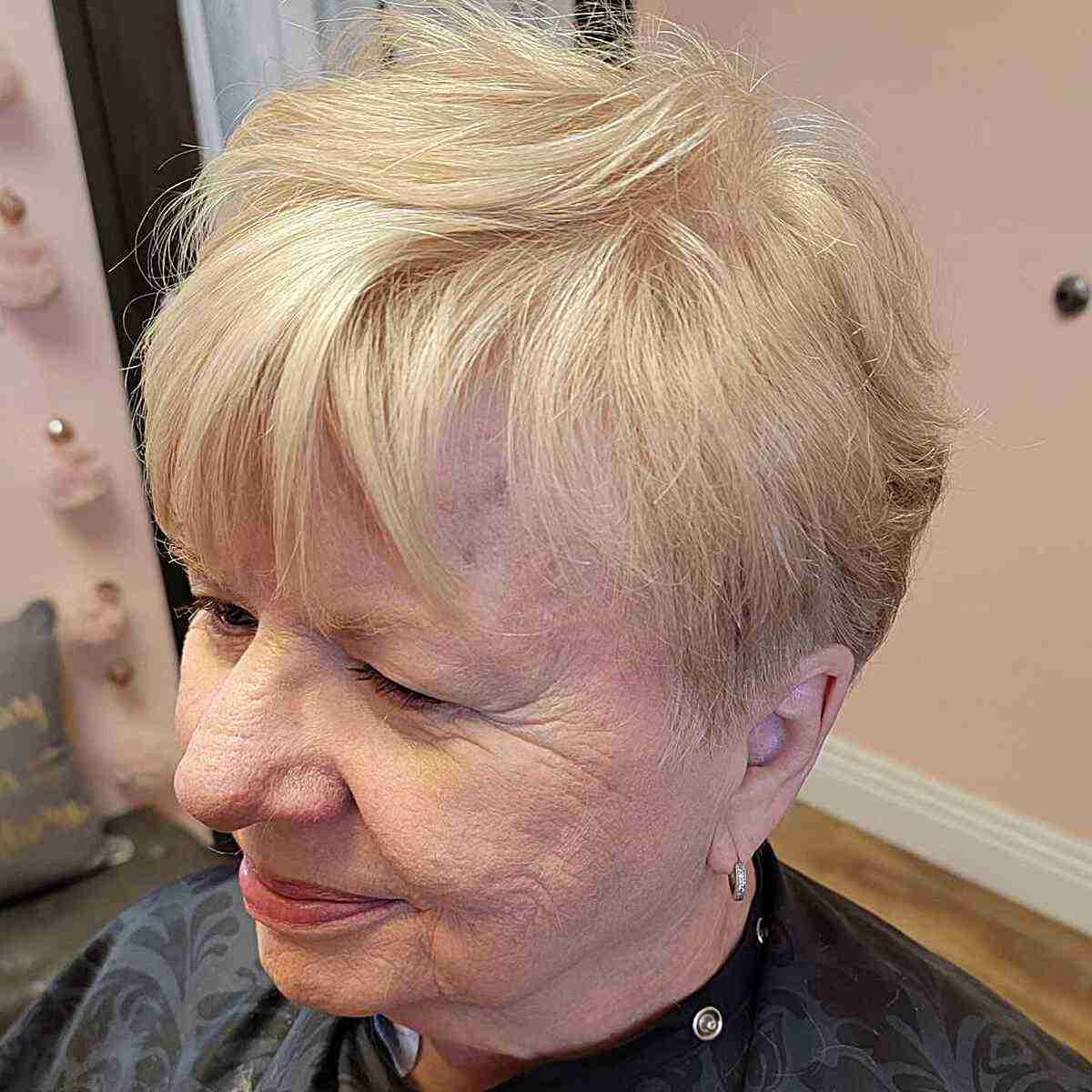 Best Short Haircuts for Round Faces Over 60: Expert Styles & Tips