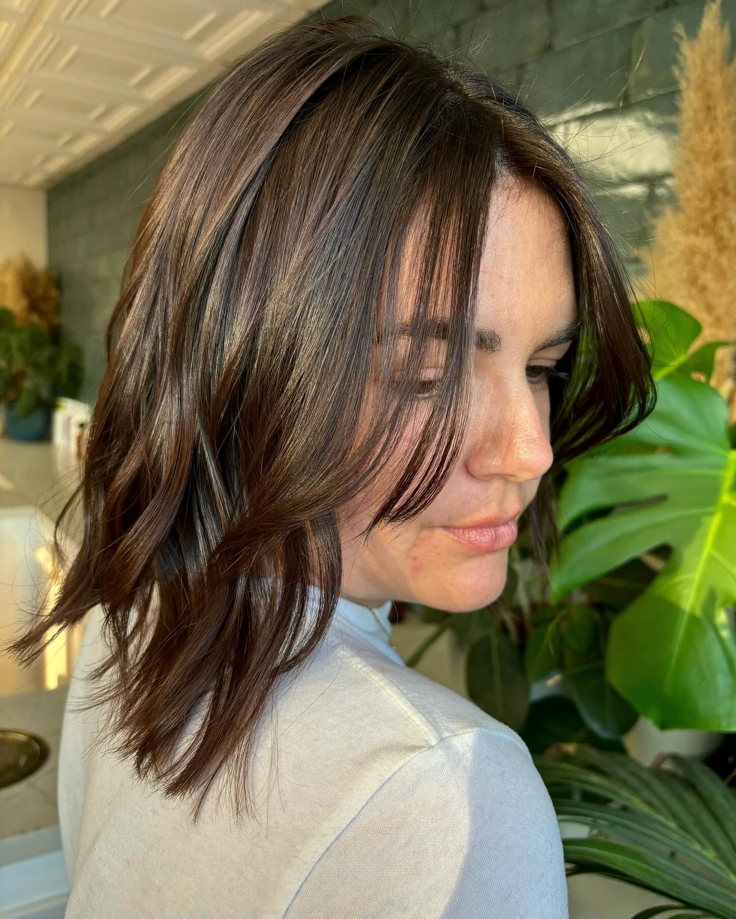 Shoulder-Length Shag Haircuts: 25 Stunning Styles for 2026