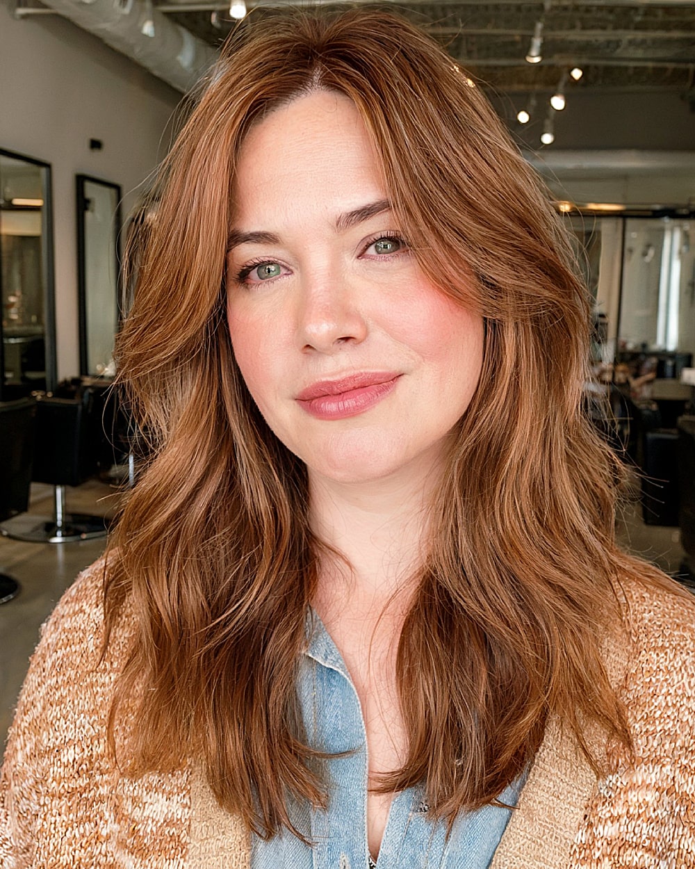 Best Medium Haircuts for Round Faces Over 40 | Expert Styling Tips
