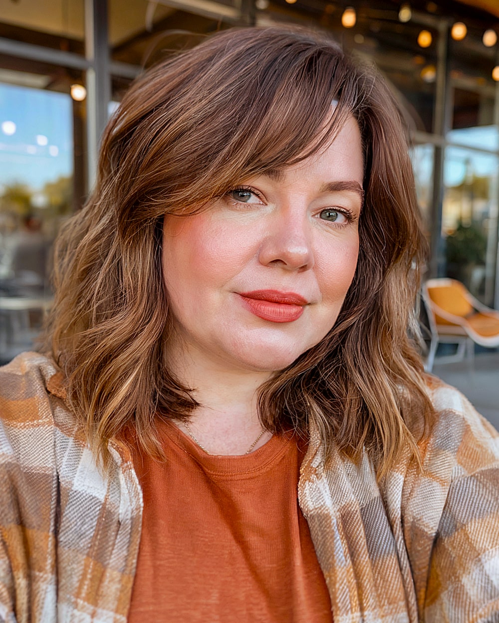 Best Medium Haircuts for Round Faces Over 40 | Expert Styling Tips