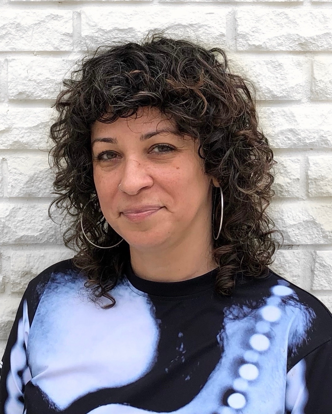 Curly Shag Haircuts for Medium Length: Trends & Styling Tips for 2026