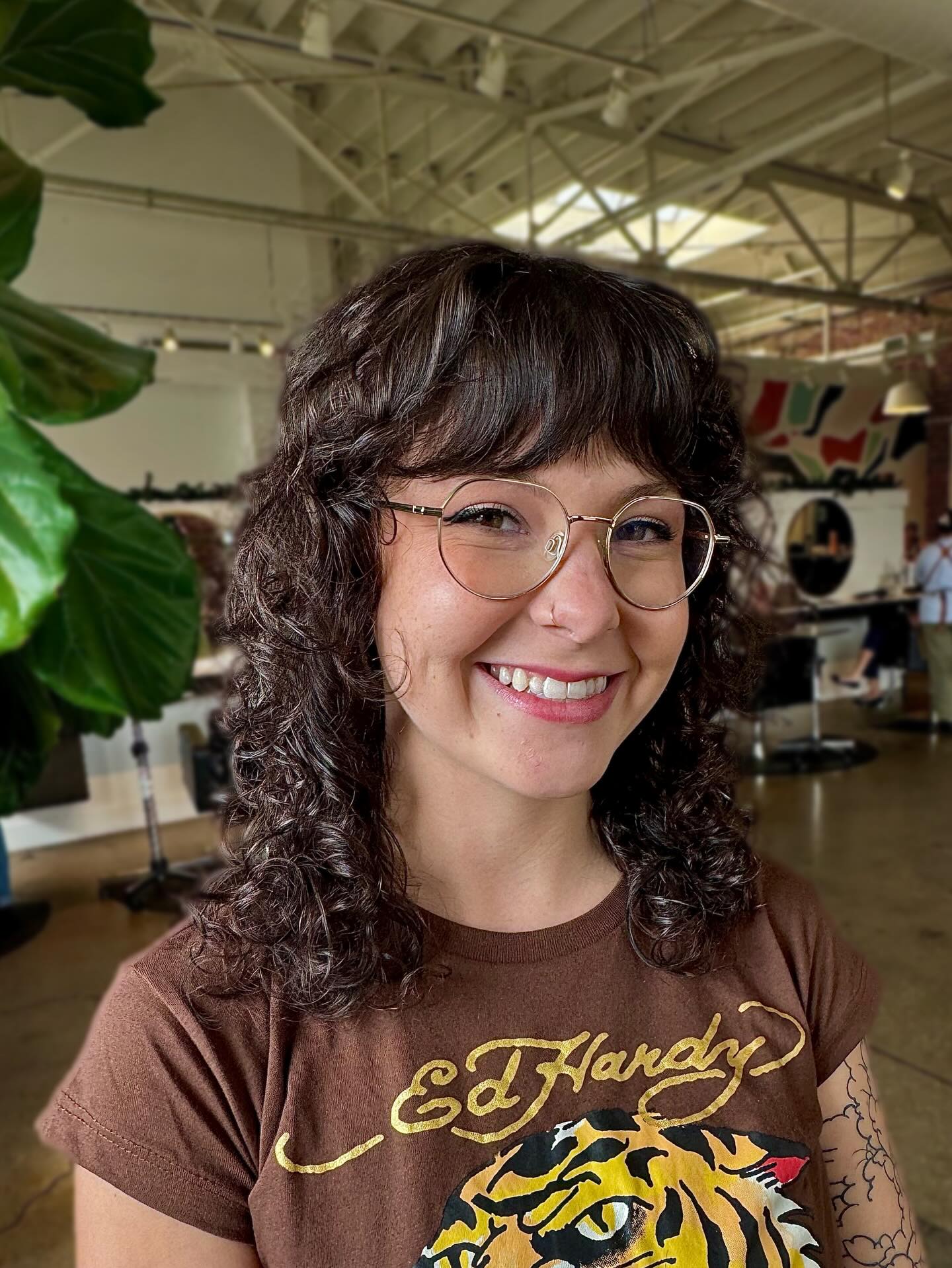 Curly Shag Haircuts for Medium Length: Trends & Styling Tips for 2026