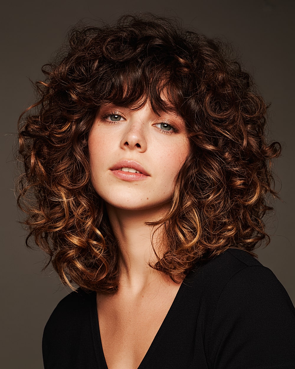 Curly Shag Haircuts for Medium Length: Trends & Styling Tips for 2026
