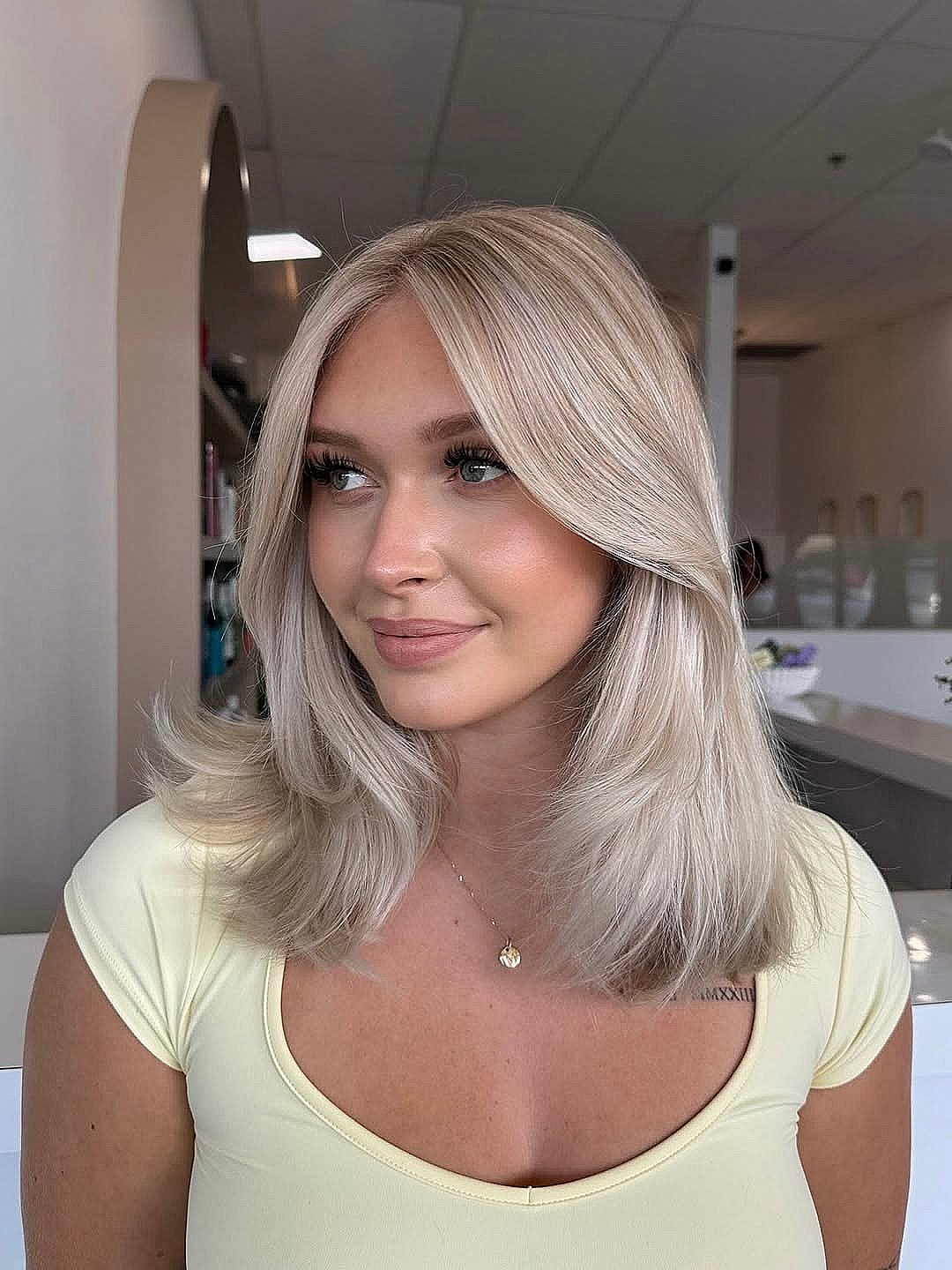 Best Medium Haircuts for Women Over 30: 2026 Style Guide