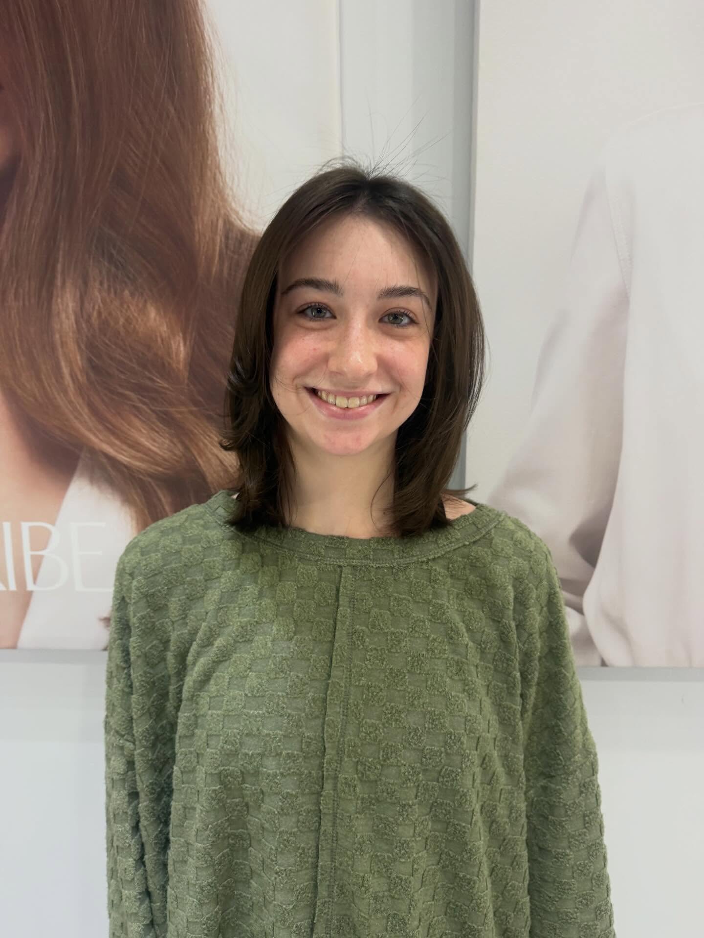 Best Shoulder-Length Haircuts for Fine Hair: 2026 Trends & Styles