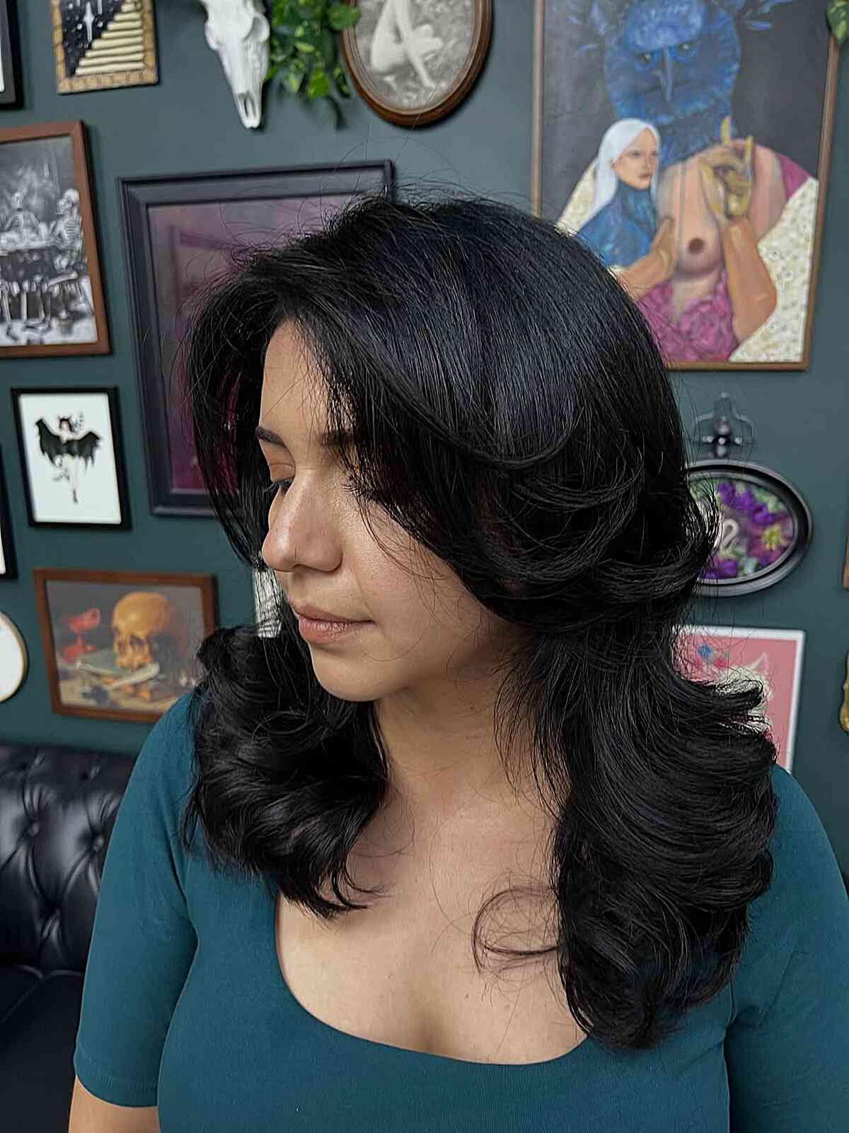 21 Best Medium Layered Haircuts for Women in 2026 | Haircut Ideas