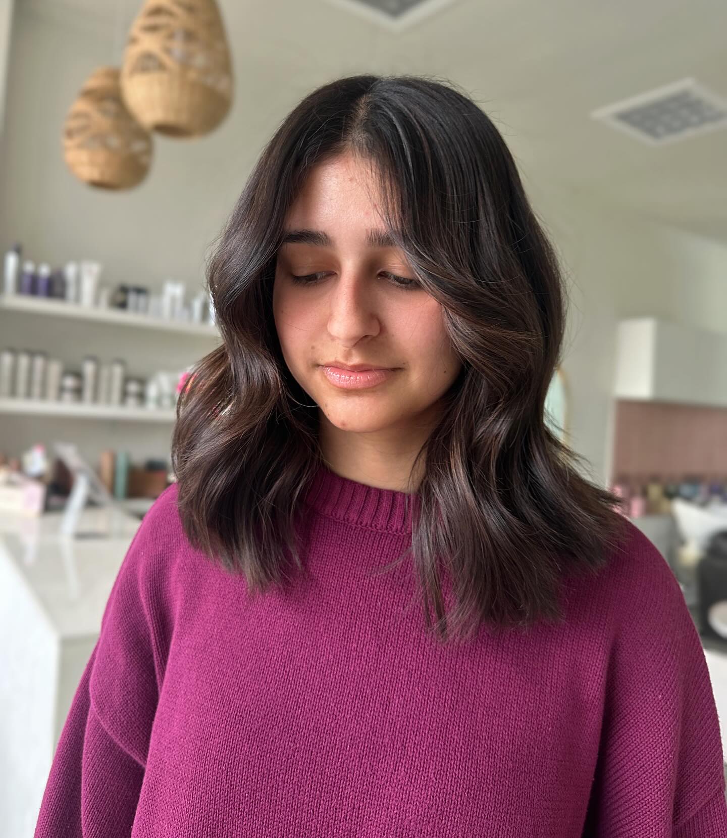Shoulder-Length Layered Haircuts: Trends & Styling for 2026