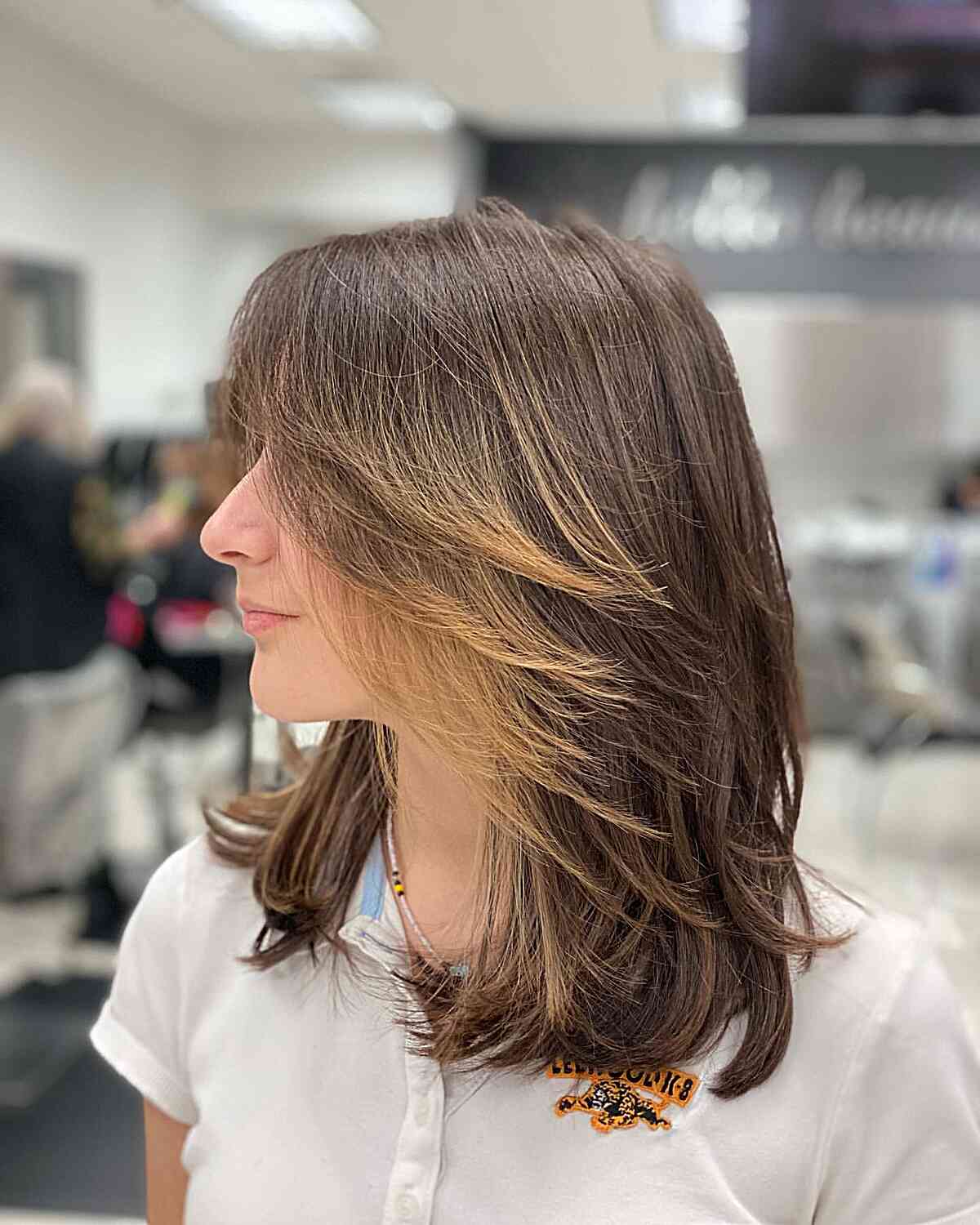 Feathered Haircuts for Medium Length: Styles & Trends for 2026