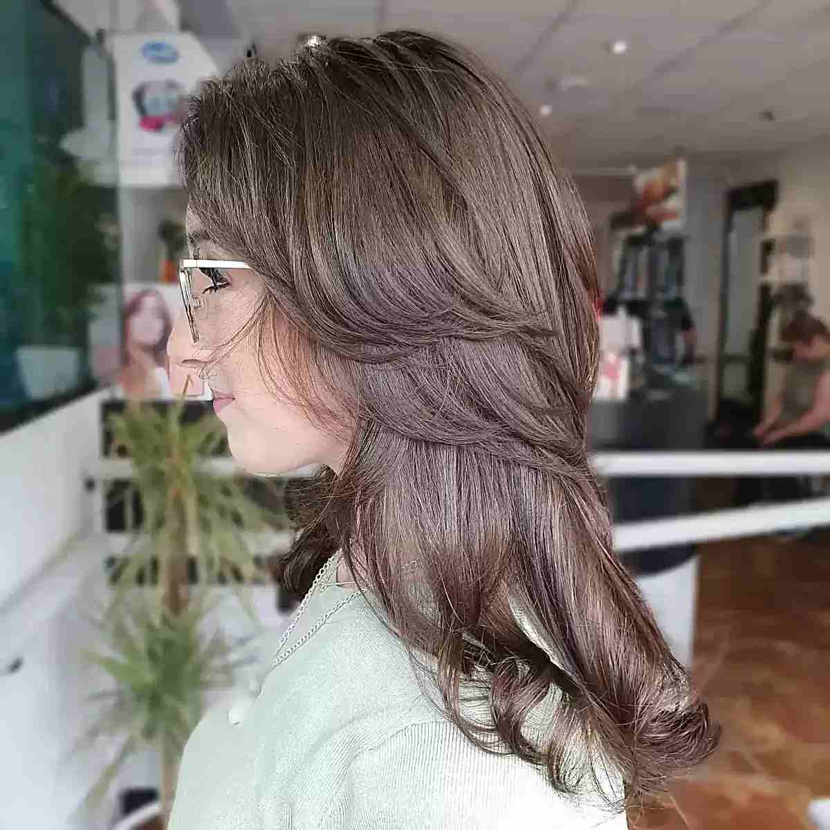 Feathered Haircuts for Medium Length: Styles & Trends for 2026