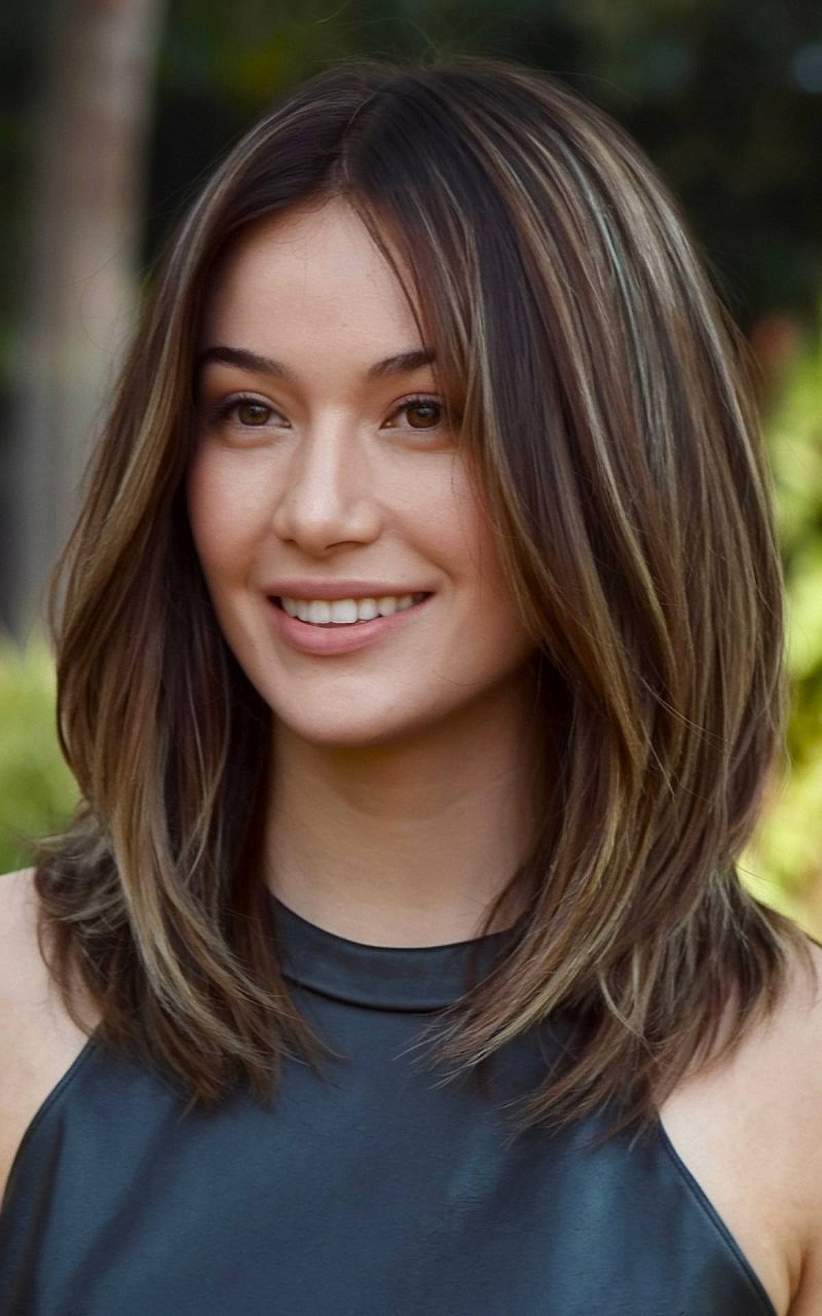 Medium-Length Hair Styles: 50 Trending Looks for 2026