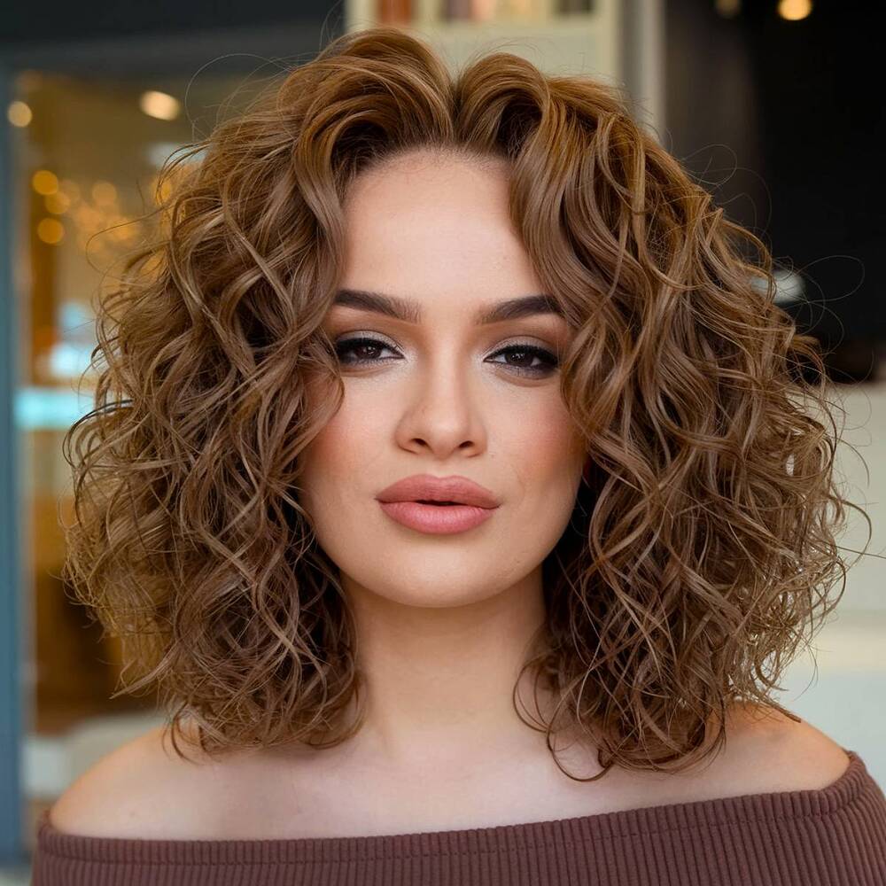 Shoulder-Length Hairstyles: 37 Stunning Looks for 2026
