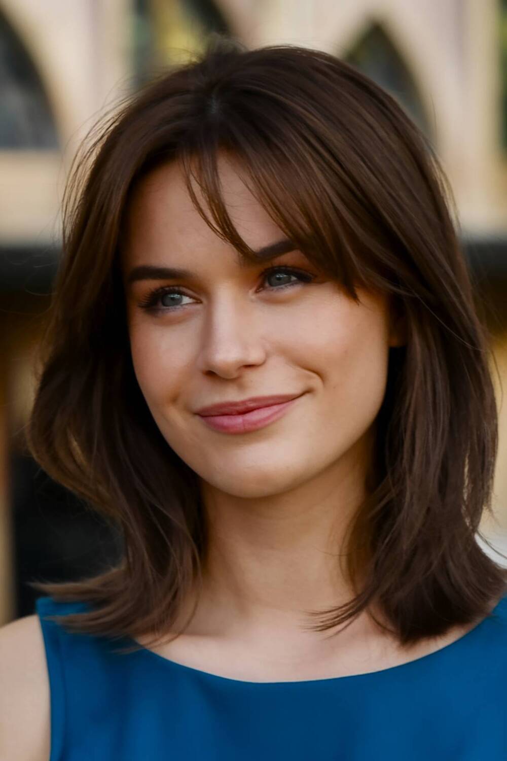 Shoulder-Length Hairstyles: 37 Stunning Looks for 2026
