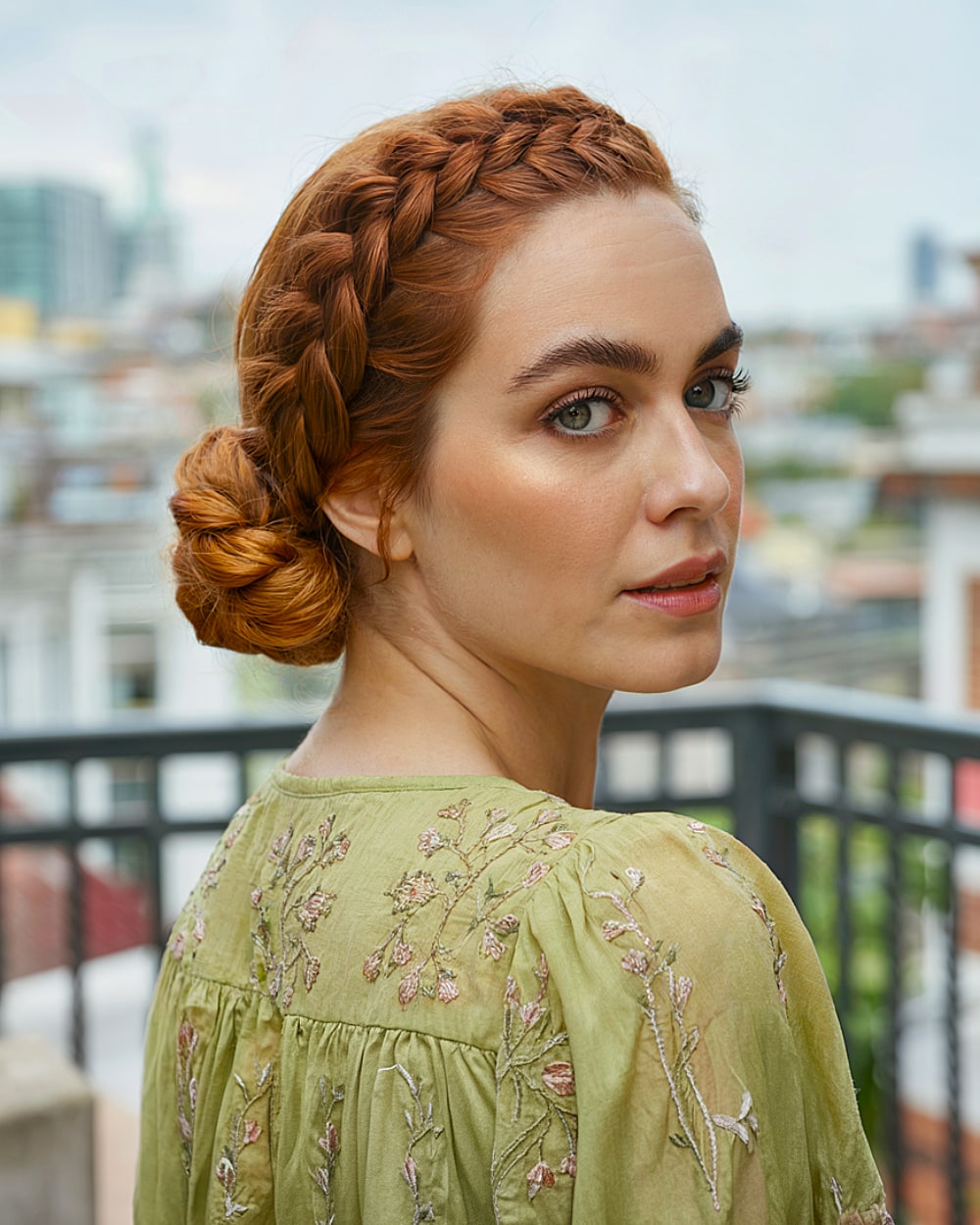 Elegant Medium-Length Hairstyles for Formal Events | 2026 Trends