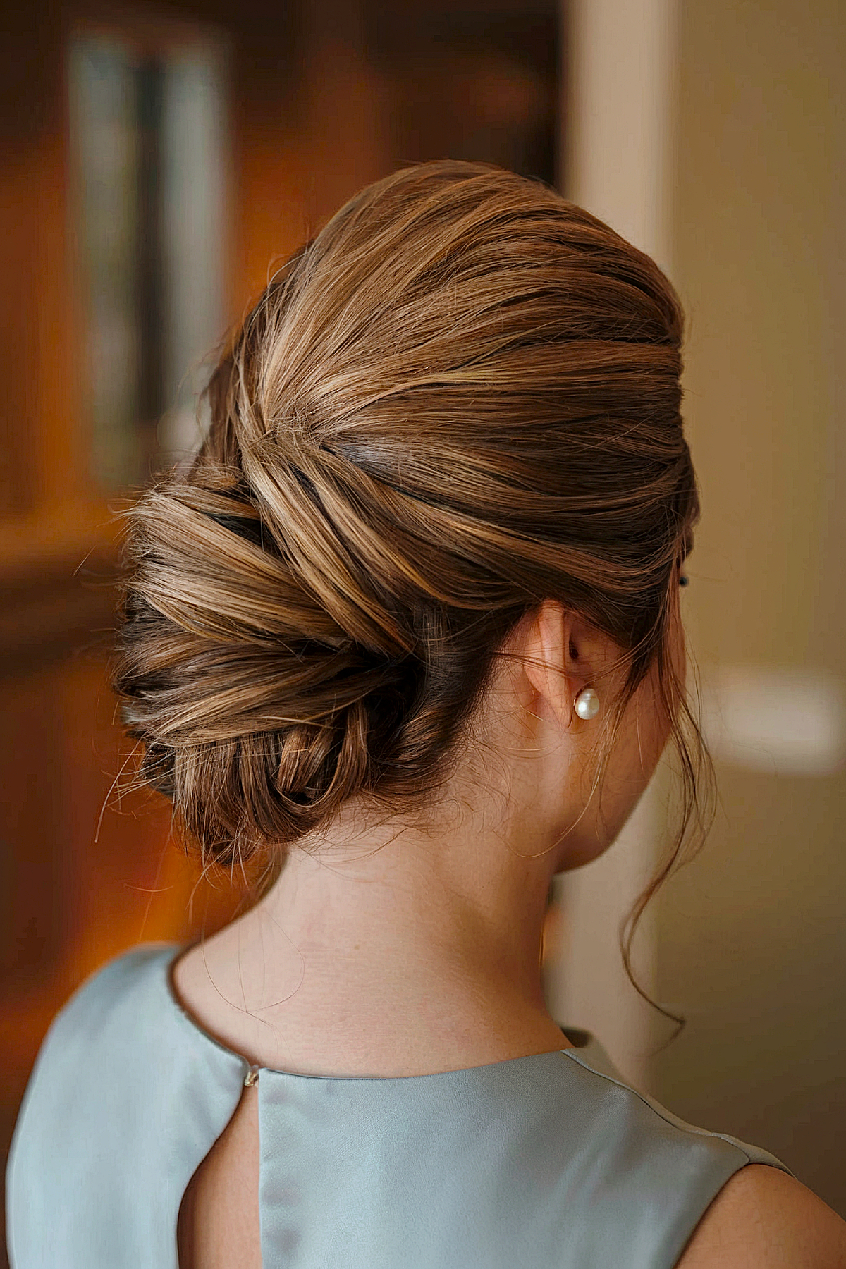 Elegant Medium-Length Hairstyles for Formal Events | 2026 Trends