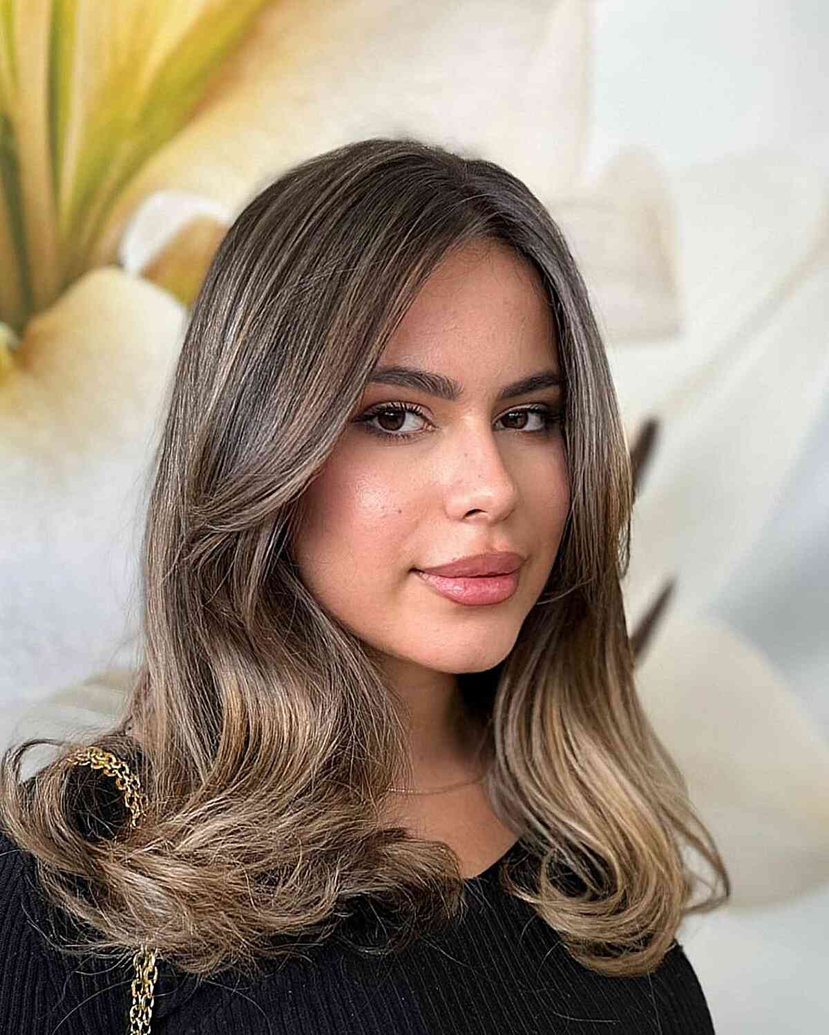 Balayage for Medium Hair: 29 Stunning Ideas & Styling Tips