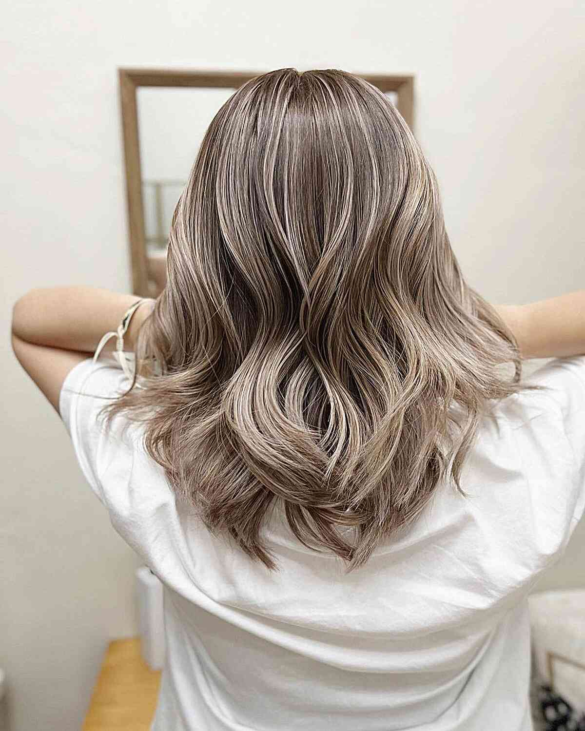 Balayage for Medium Hair: 29 Stunning Ideas & Styling Tips
