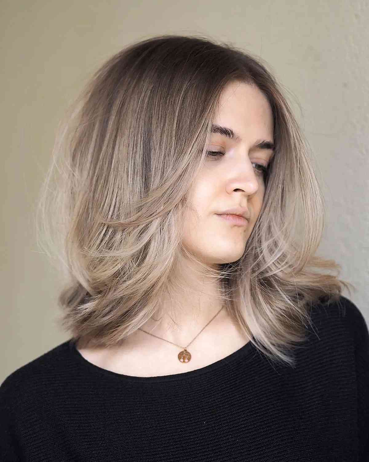 43 Stunning Face-Framing Layers to Enhance Medium Hair
