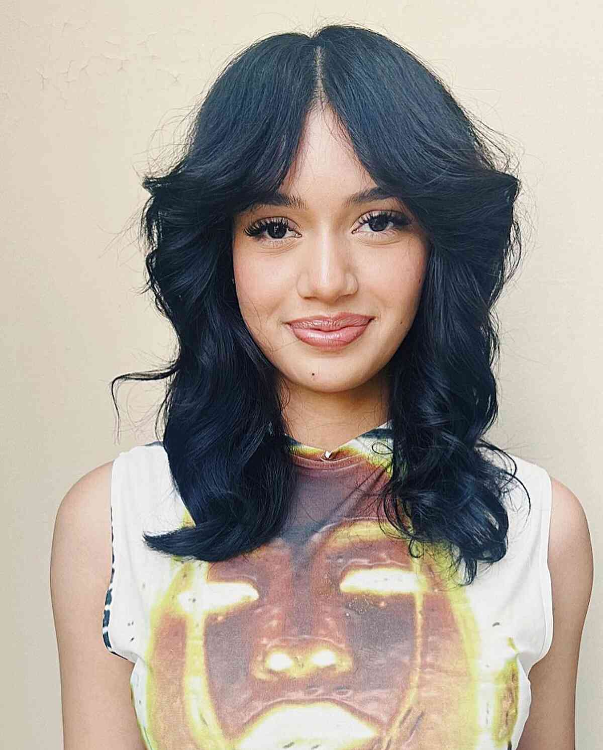 Wolf Cut for Medium Hair: Styles, Benefits & How It Works