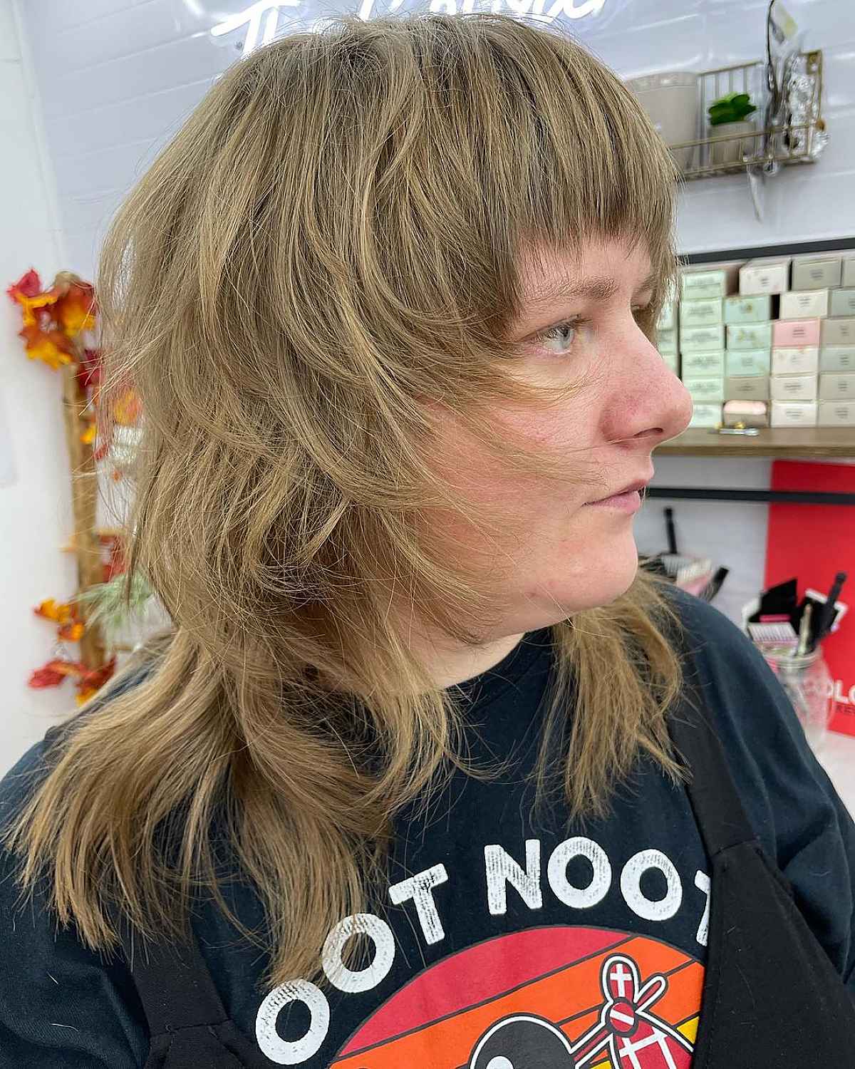 Wolf Cut for Medium Hair: Styles, Benefits & How It Works
