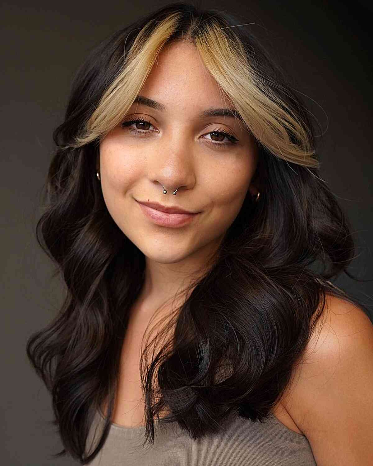 Shoulder-Length Hair with Curtain Bangs: Styles & Styling Tips