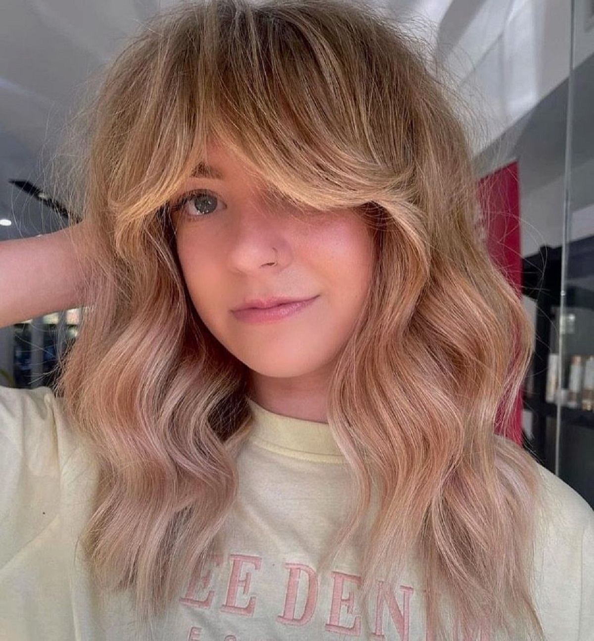 Shoulder-Length Hair with Curtain Bangs: Styles & Styling Tips