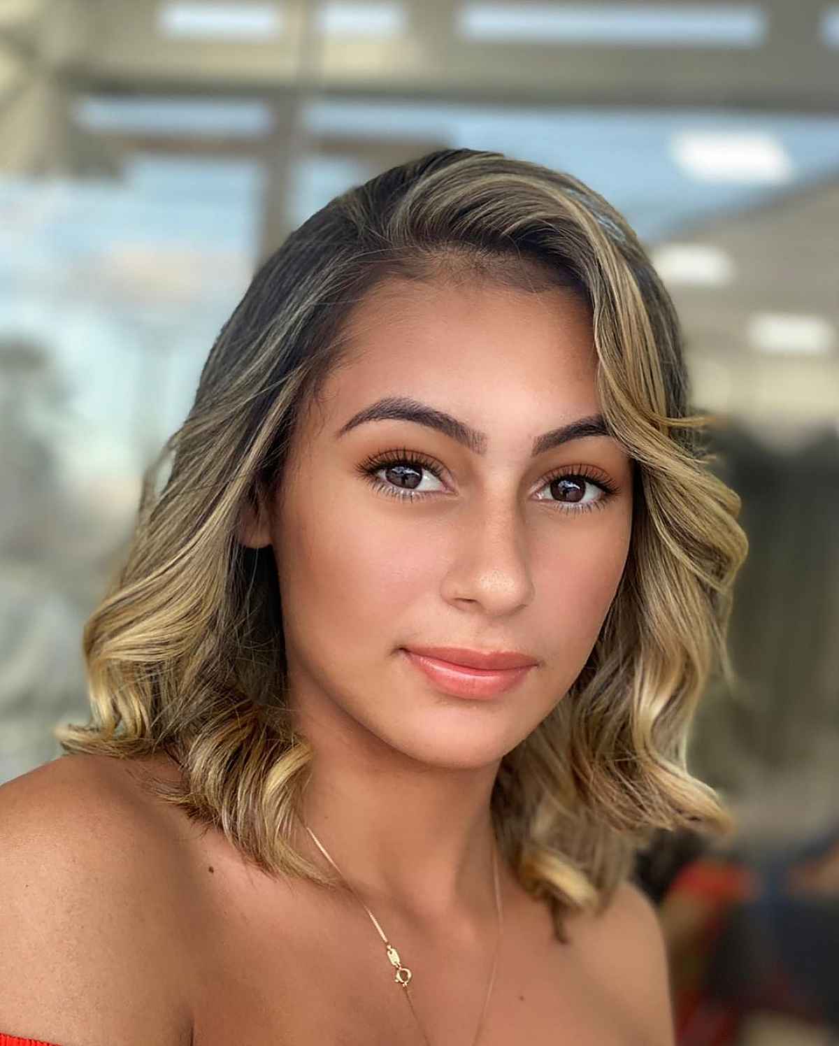 Collarbone Length Haircuts: Styles, Tips & Inspiration | [Your Brand Name]